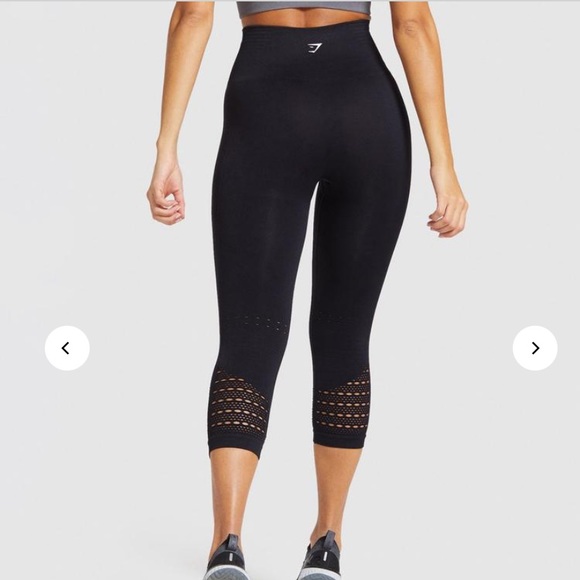 GYMSHARK ENERGY+ SEAMLESS CROPPED LEGGINGS- SMALL - Picture 3 of 8